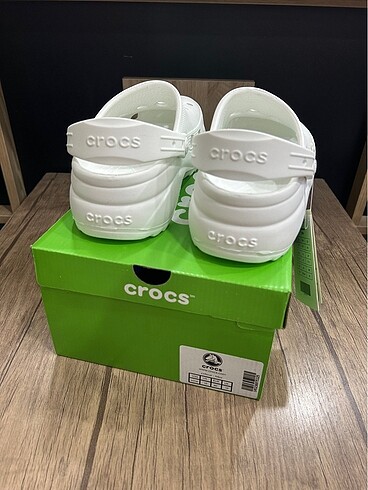 40 Beden beyaz Renk CROCS TERLİK 40 NUMARA
