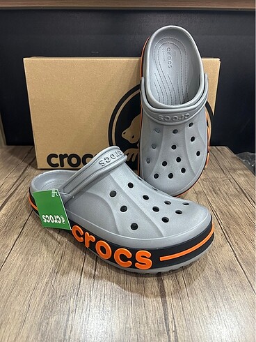 CROCS TERLİK 45 NUMARA
