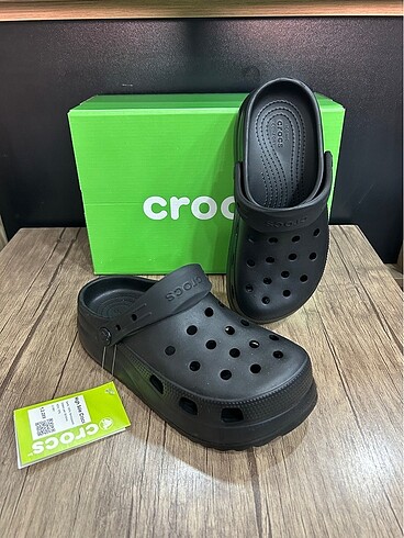 CROCS TERLİK 39 NUMARA