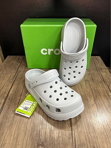 CROCS TERLİK 38 NUMARA