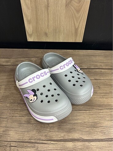 Crocs CROCS TERLİK 30 NUMARA
