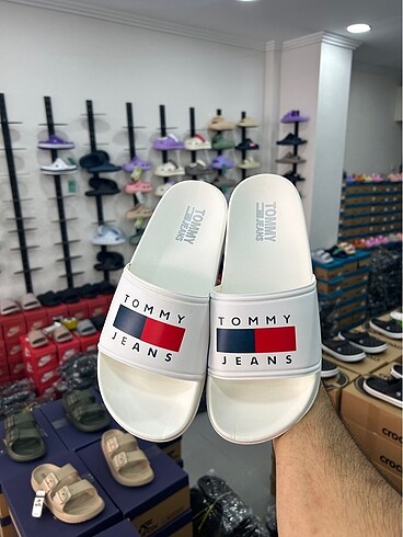 TOMMY HİLFEGER TERLİK 45 NUMARA