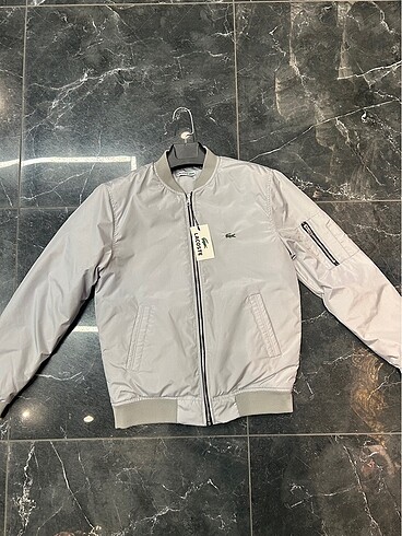 LACOSTE MONT SU GEÇİRMEZ M BEDEN