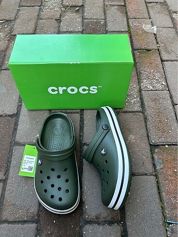 CROCS TERLİK 43 NUMARA