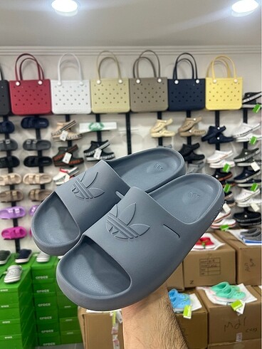 Adidas ADİDAS TERLİK 45 NUMARA