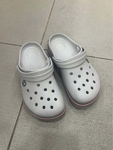 40 Beden gri Renk CROCS TERLİK 40 NUMARA