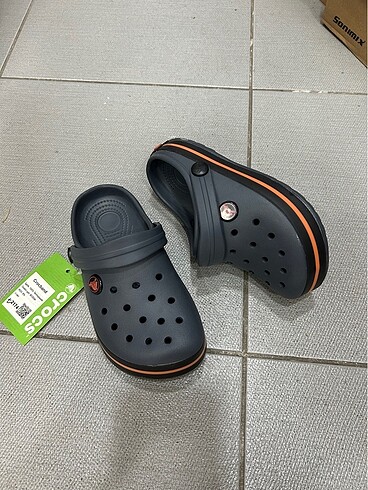 CROCS TERLİK 35 NUMARA