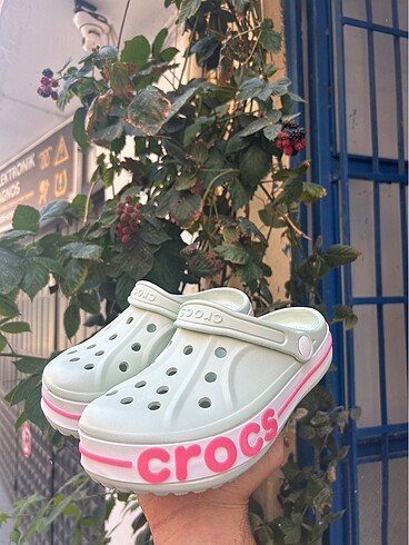 CROCS TERLİK 37 NUMARA