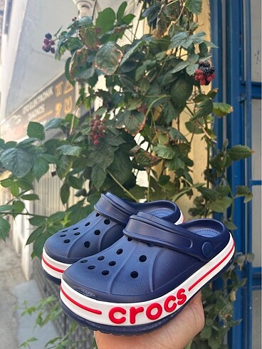 CROCS TERLİK 34 NUMARA
