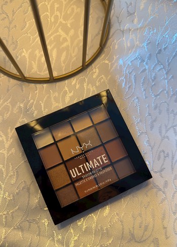 NYX NYX Ultimate Göz Farı Paleti - Bej Tonları