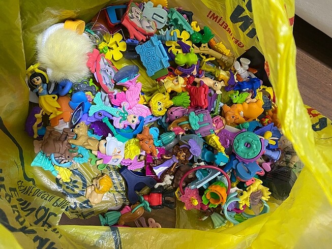  Kinder sürpriz yumurta oyuncakları