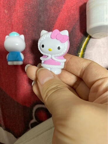  Beden Hello kitty