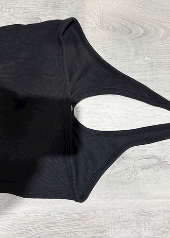 Siyah crop - Görsel 3