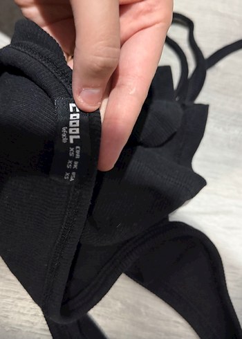 Siyah crop - Görsel 4