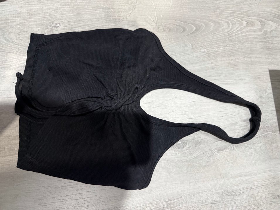 Siyah crop - Görsel 2