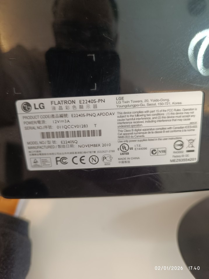 LG 22 inç monitör e2240 modeli - Görsel 3