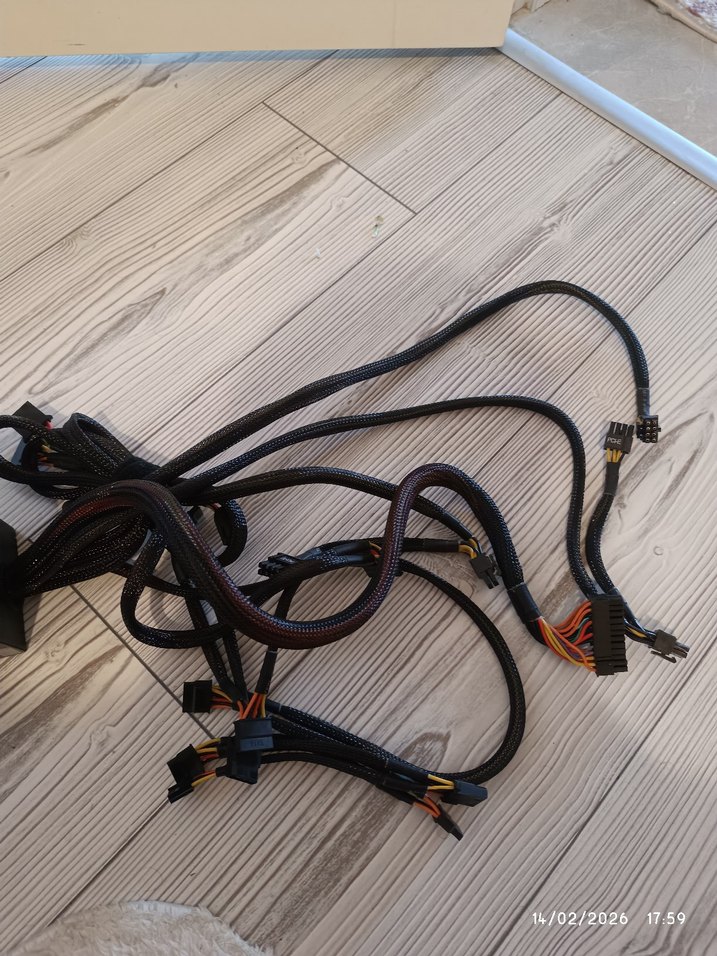 PowerBoost ELBR750W 80 Plus ATX Güç Kaynağı - Görsel 2