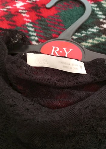 Dantelli Siyah tül bluz - Görsel 2