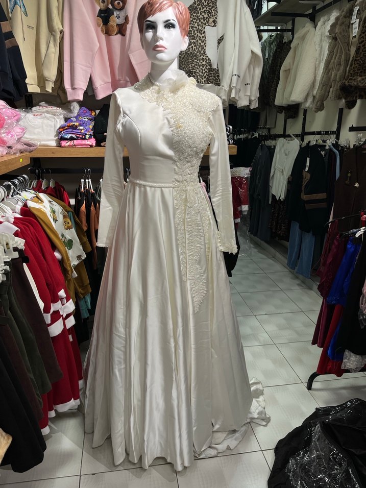 Tesettür 36 beden el dikimi kaliteli gelinlik - Görsel 3