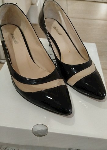 Siyah Rugan Yılan Desenli Stiletto