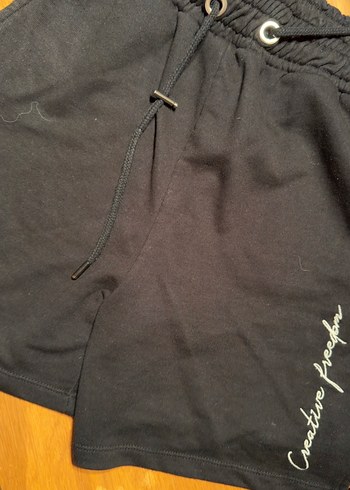 Siyah Parlak Baskılı Hamile Mini Şort - Görsel 2