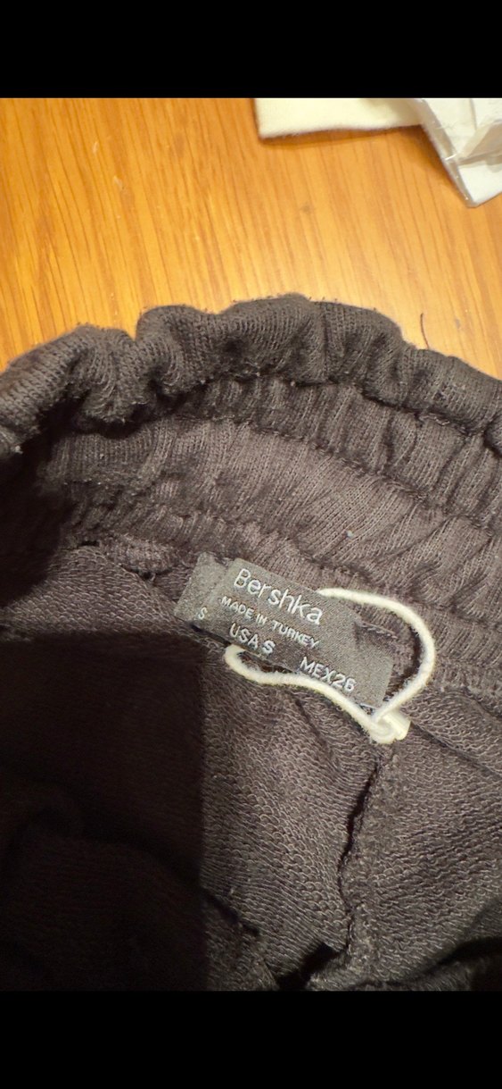 Siyah Parlak Baskılı Hamile Mini Şort - Görsel 3