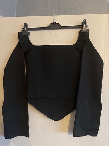 Siyah crop