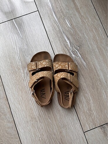 Zara Zara kız çocuk sandalet
