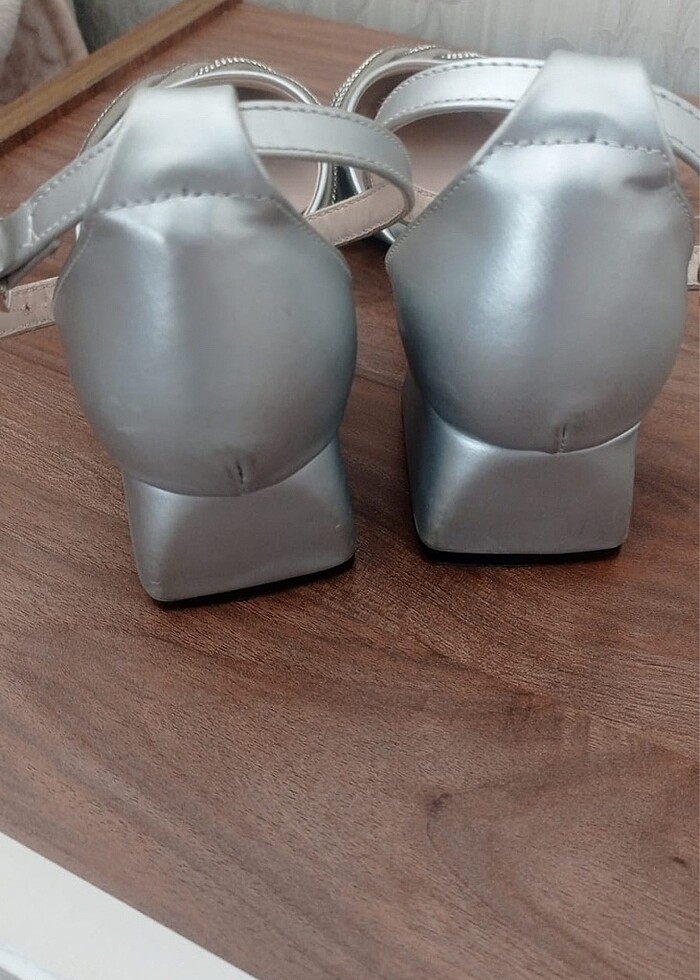 Bayan topuklu ayakkabı - Görsel 2