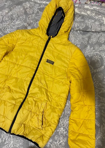 Sarı Kapüşonlu Fermuarlı Kadın Kışlık Mont - Görsel 2