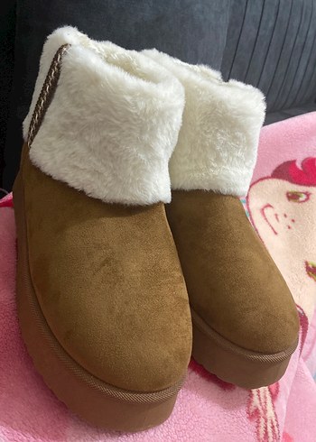 Kahverengi Kürklü Kadın Dolgu Topuk Bot - Görsel 6