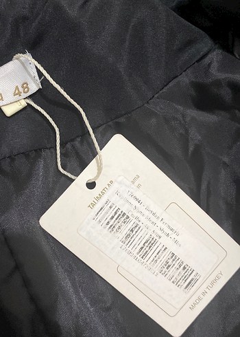 Kadın Siyah Kapüşonlu Midi Kemerli Kış Montu - Görsel 4