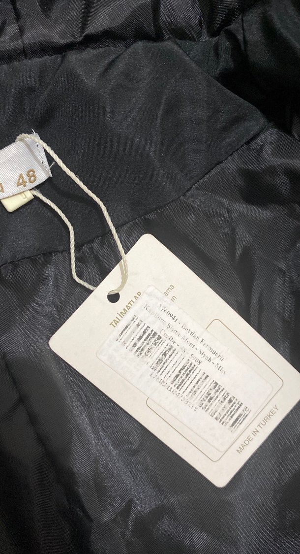 Kadın Siyah Kapüşonlu Midi Kemerli Kış Montu - Görsel 4