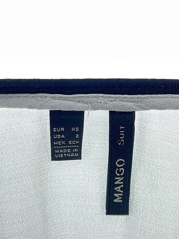 s Beden beyaz Renk Mango Bluz %70 İndirimli.