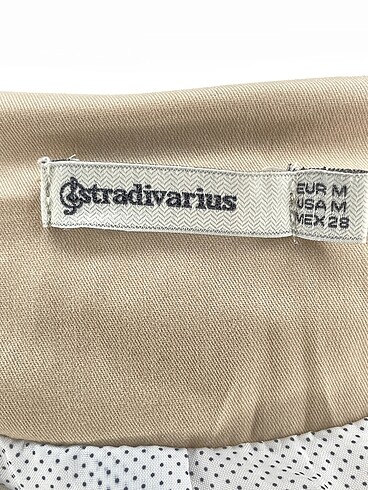 m Beden çeşitli Renk Stradivarius Trenchcoat %70 İndirimli.