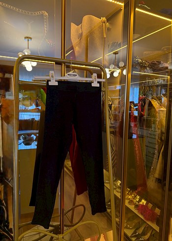 Siyah Tayt - Görsel 3