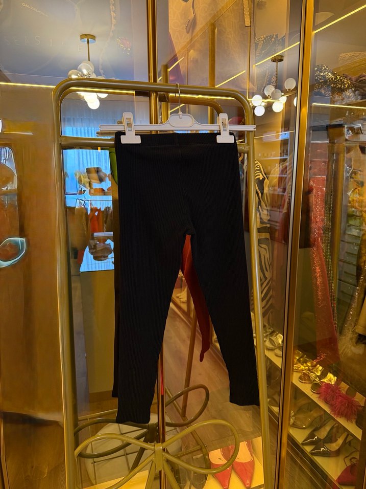 Siyah Tayt - Görsel 4