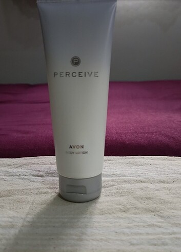 Avon Percieve vücut losyonu