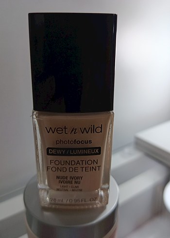 Wet n Wild Nude Ivory Foundation
