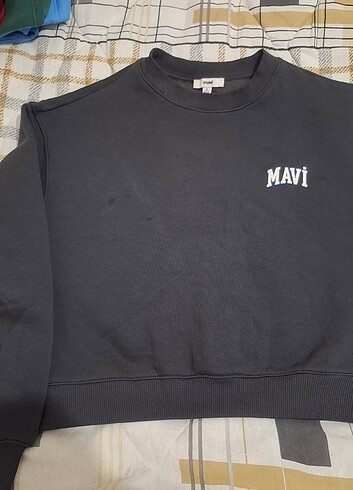 Mavi sweatshirt