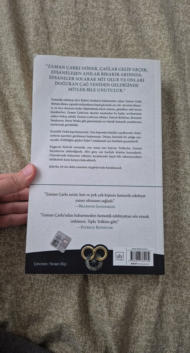 Robert Jordan - Dünyanın Gözü (Zaman Çarkı) - Görsel 3