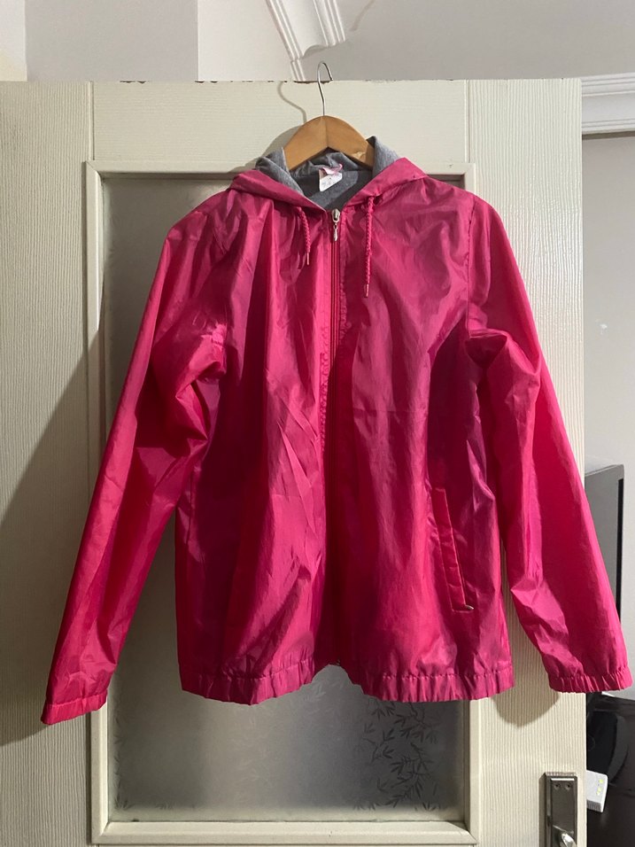 Pembe Fermuarlı Yağmurluk - Görsel 4