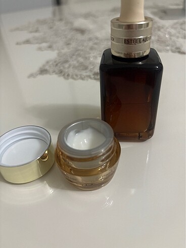 Beden Estee lauder