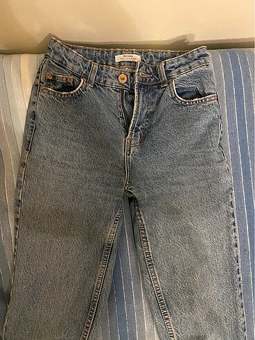 Bershka Mom Jean