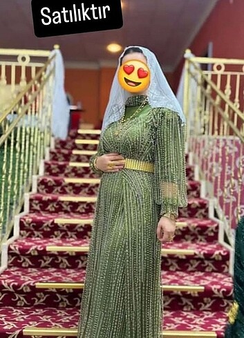 Yöresel elbise satıldı 
