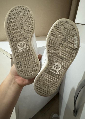 28 Beden Kız Çocuk orjinal adidas stan smit