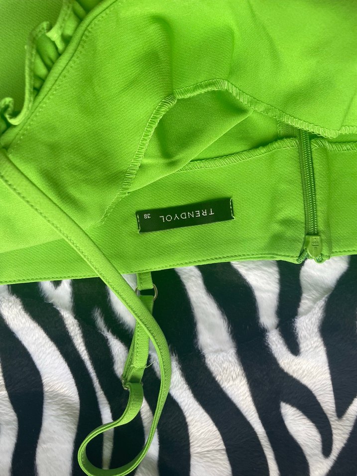 Yeşil  Pilili Midi elbise - Görsel 2