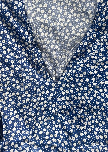 Mavi Çiçek Desenli elbise - Görsel 2