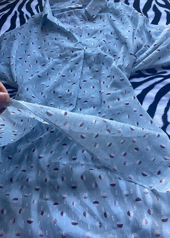 Mavi Desenli Kadın Gömlek - Görsel 4