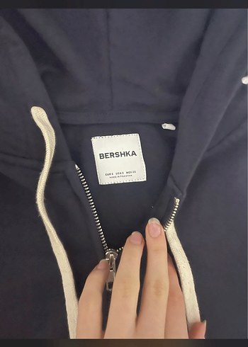 Fermuarlı üste oturan bershka hırka - Görsel 2